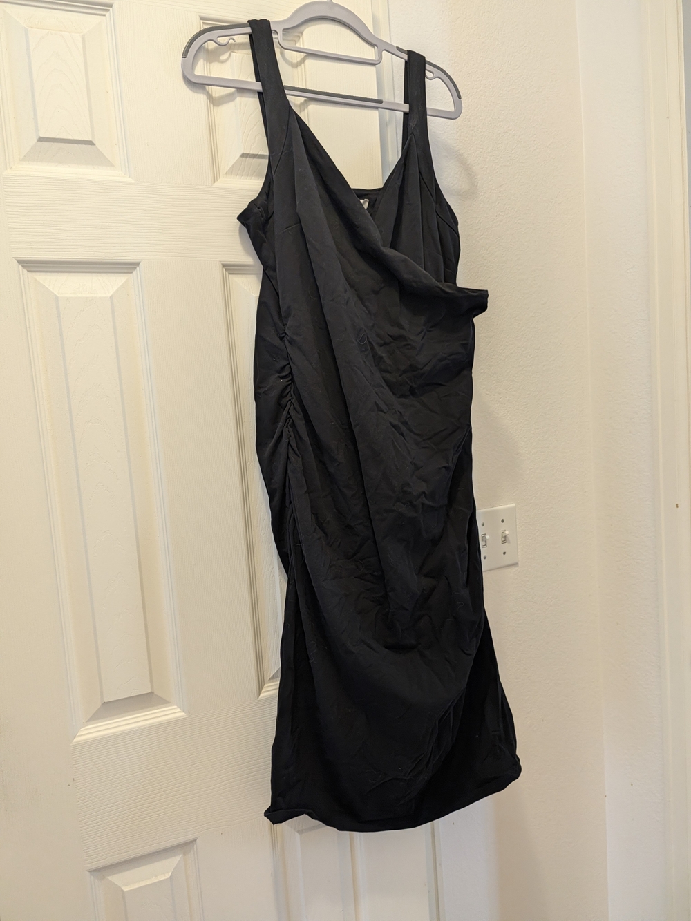 Bravissimo Black Form Fitting Women's Evening Dress For Large Bust Small Waist